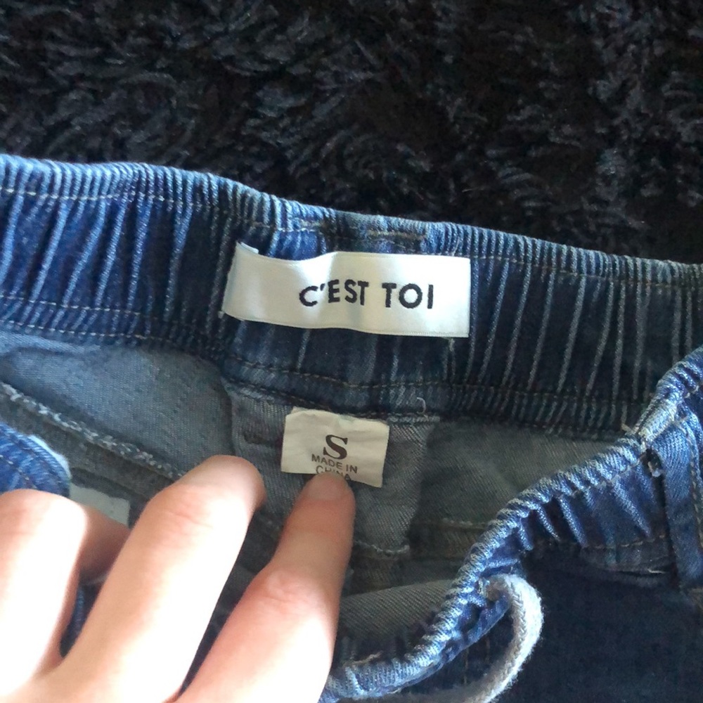 Shorts - Picture 2 of 2